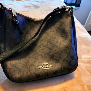 Ellie File Bag In Signature Canvas